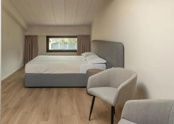 Onda 8, Emma Santa Maria di Scacciano